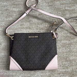 Michael Kors Crossbody Purse